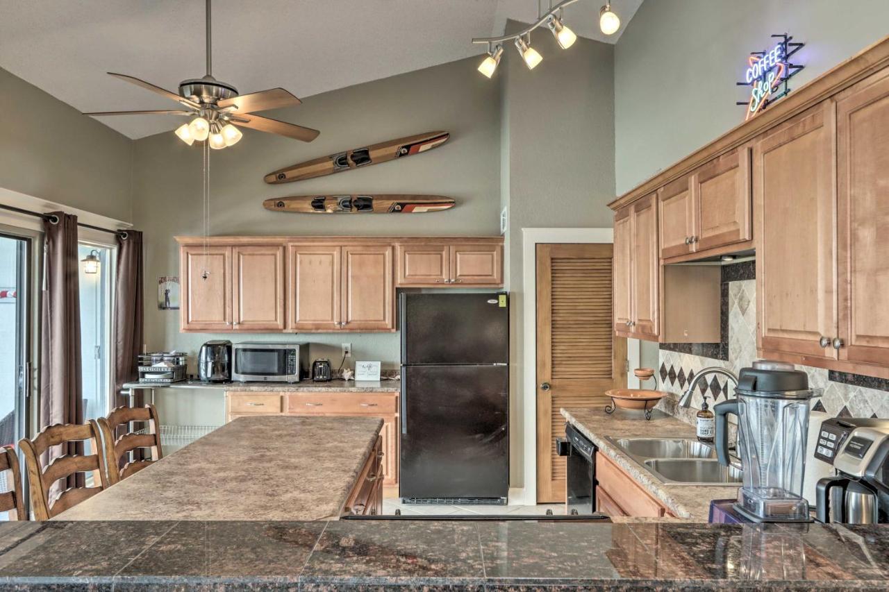 Osage Beach Condo With Lake Of The Ozarks Views Екстериор снимка